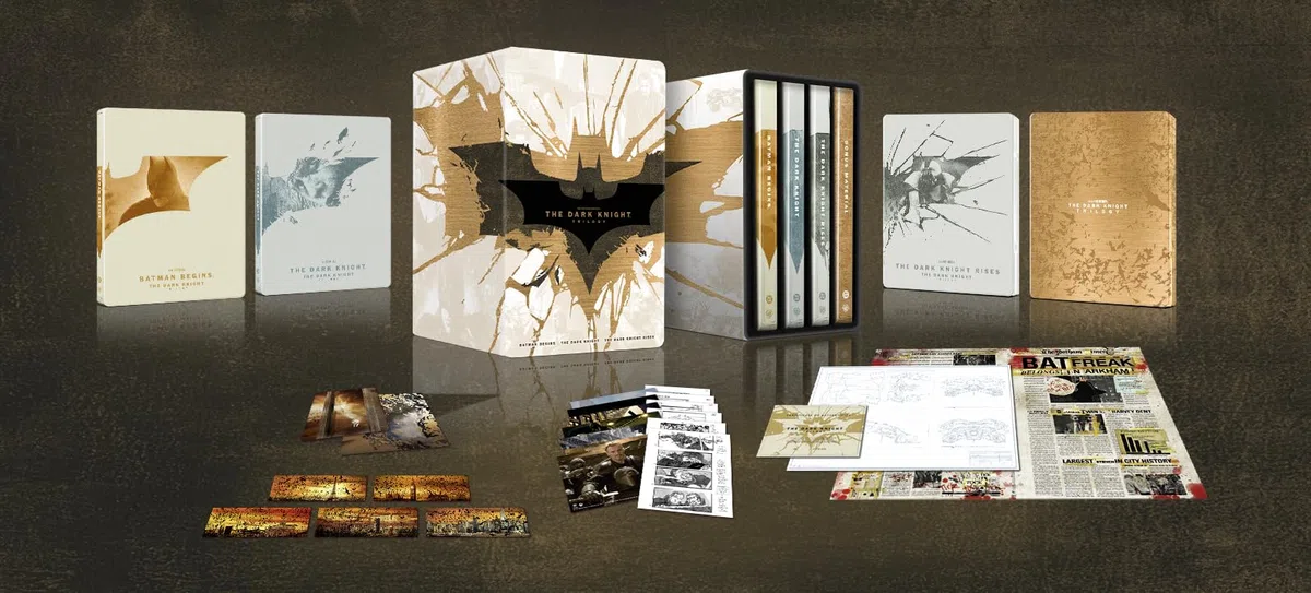 The Dark Knight Trilogy 20th Anniversary Steelbook Collection [4K Ultra HD][2005] [Region Free]